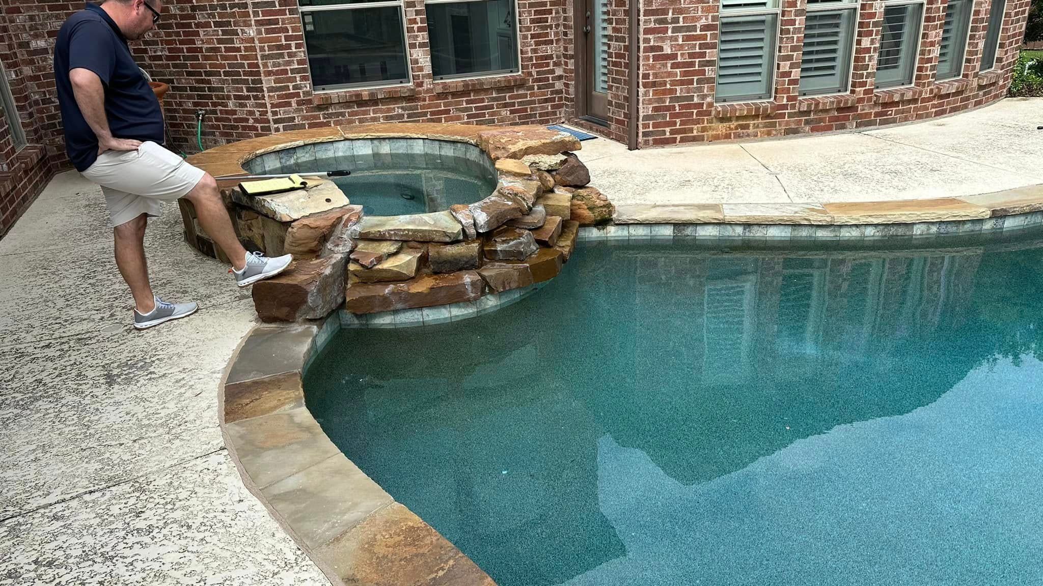 completed pool from the Fredrick's Custom Design Pools project portfolio